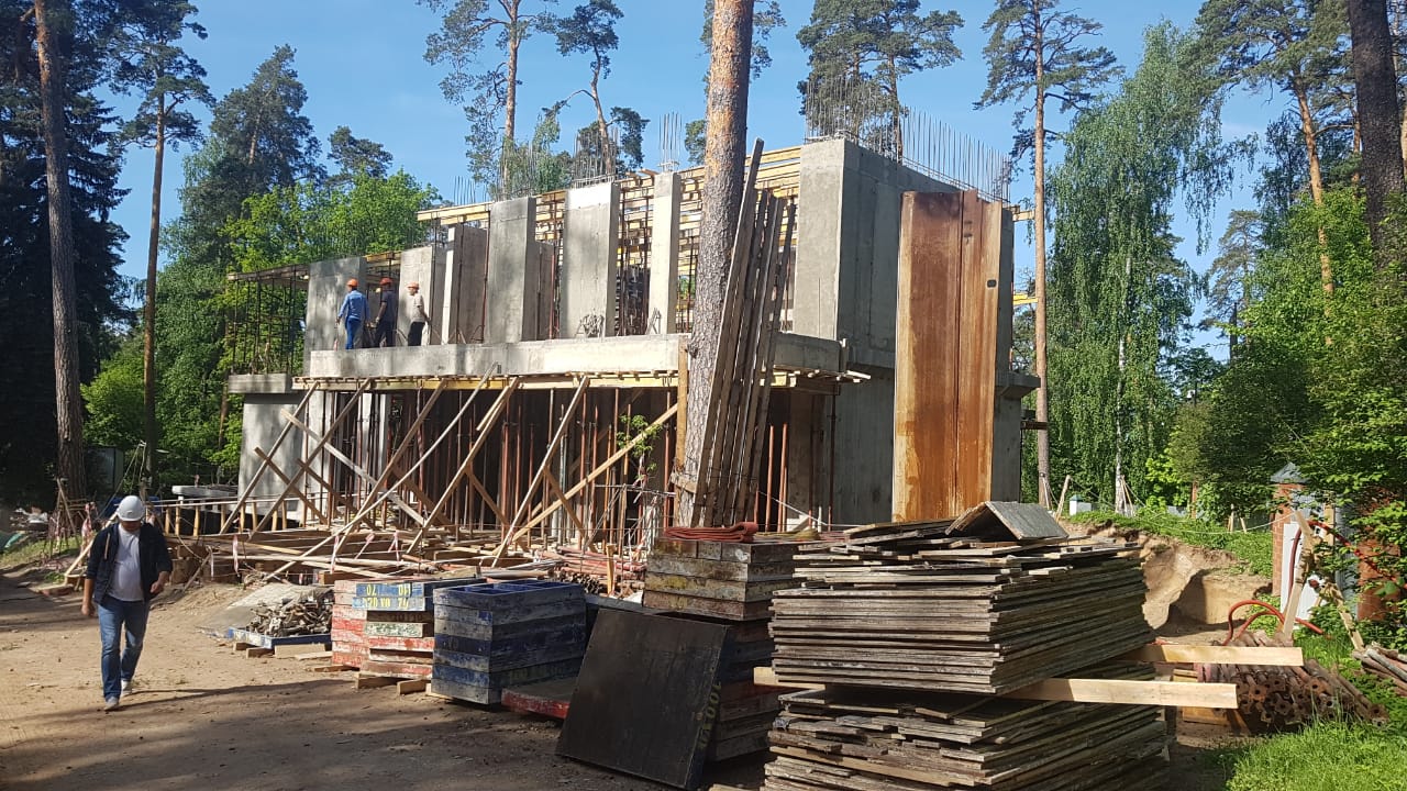 Строительство монолитного дома в Одинцовском районе на Рублёвке